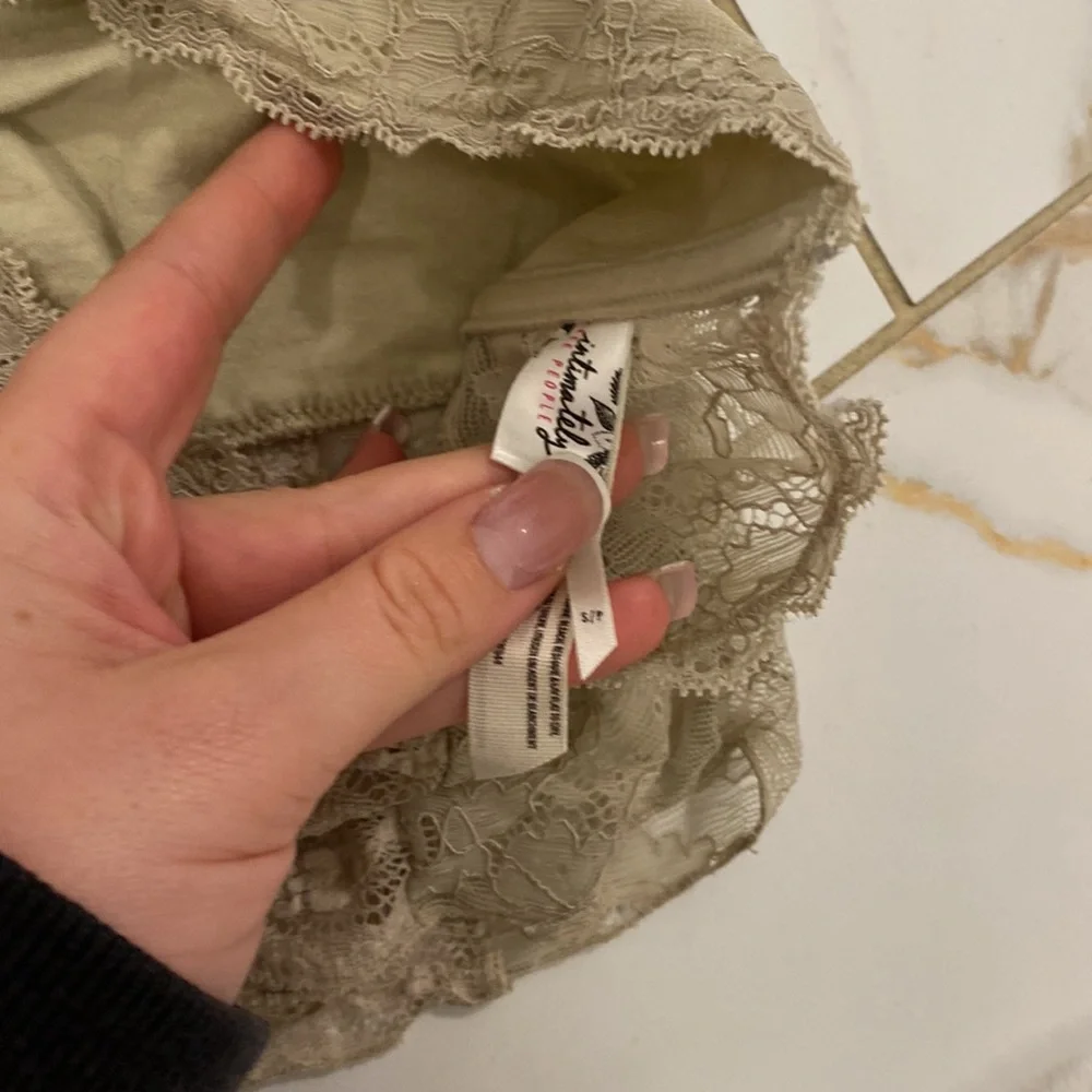 FREE PEOPLE LACE BANDEAU - Picture 4 of 5
